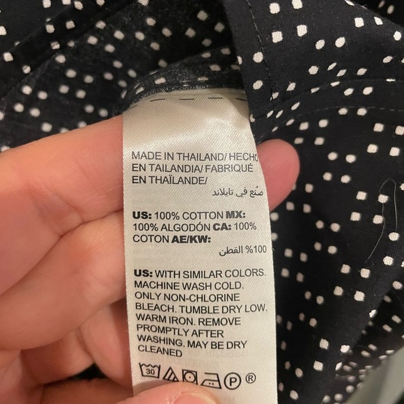 Chico’s No Iron Black Button Up Blouse - Picture 4 of 5